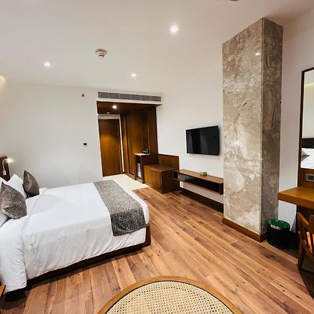 Gokulam Grand Kozhikode Hotel Ngoại thất bức ảnh