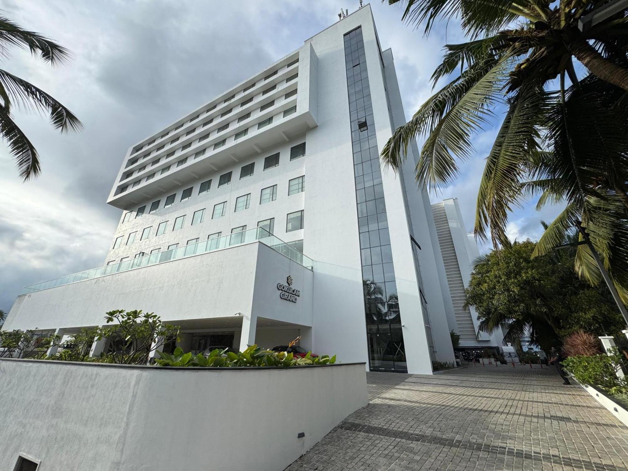 Gokulam Grand Kozhikode Hotel Ngoại thất bức ảnh